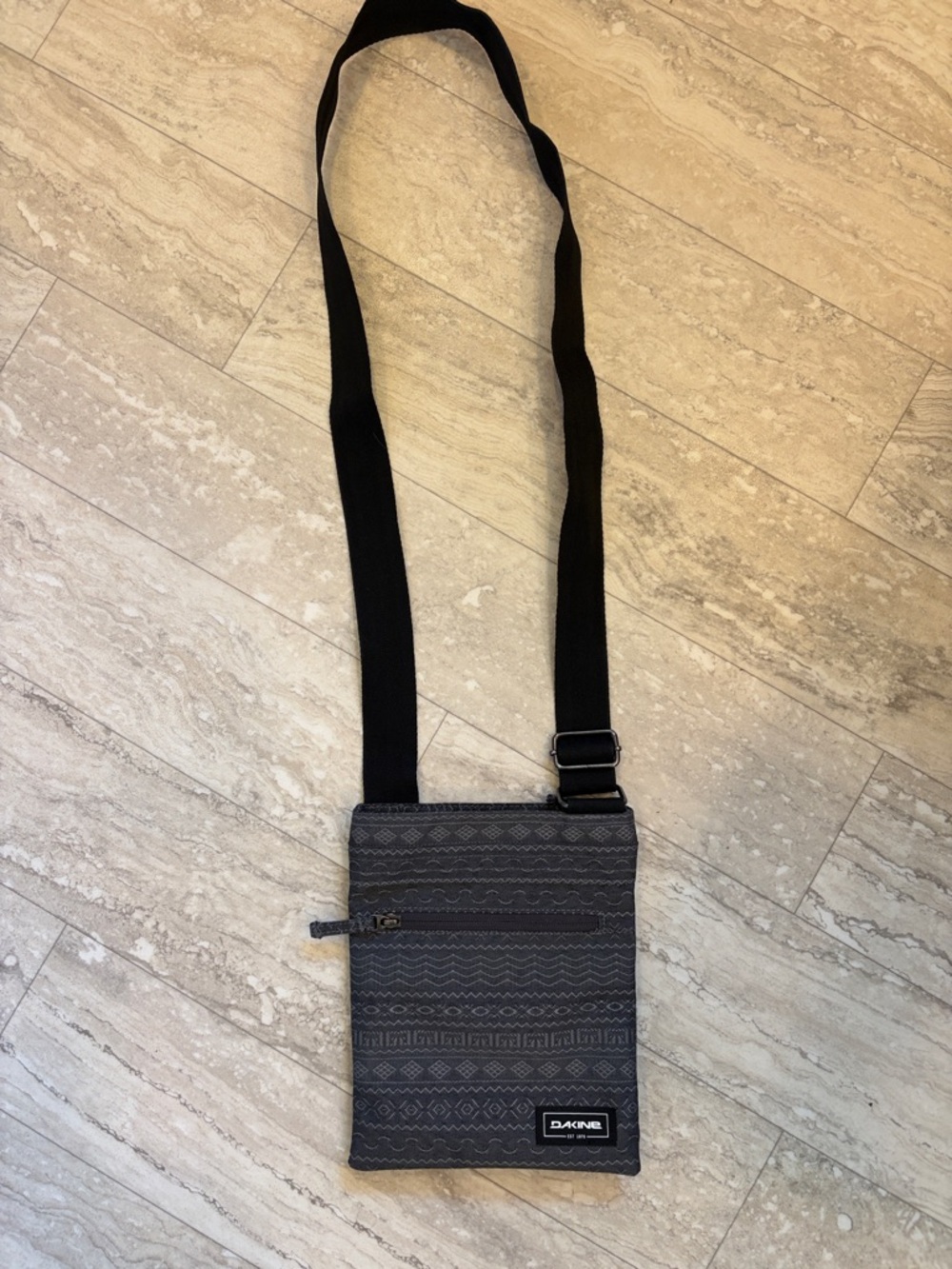 Dakine Gray Patterned Small Crossbody Bag